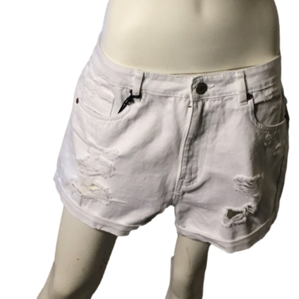 DISTRESSED HIGH RISE MOM JEANS SHORTS SIZE 9